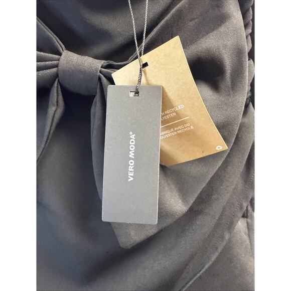 VERO MODA Women's Size 2 Mini Large Bow Black Polyester Blend Side Zip Skirt NWT - Picture 9 of 10